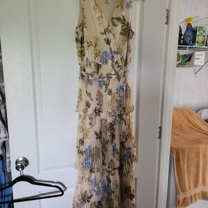 Floral Sleeveless Maxi Dress - Cream and Blue